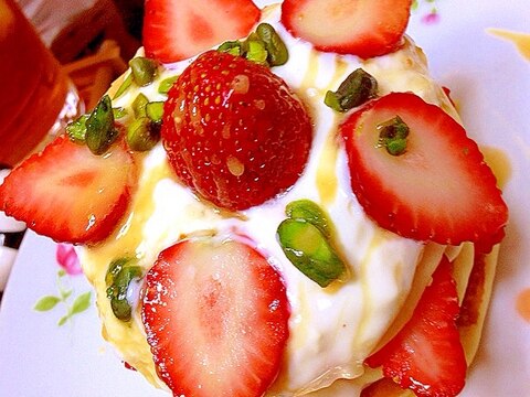 苺と柚子のヨーグルトクリームチーズパンケーキ
